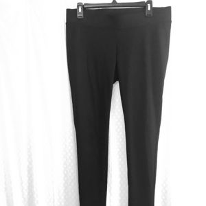 Liz Lange Maternity Legging Underbelly waist band